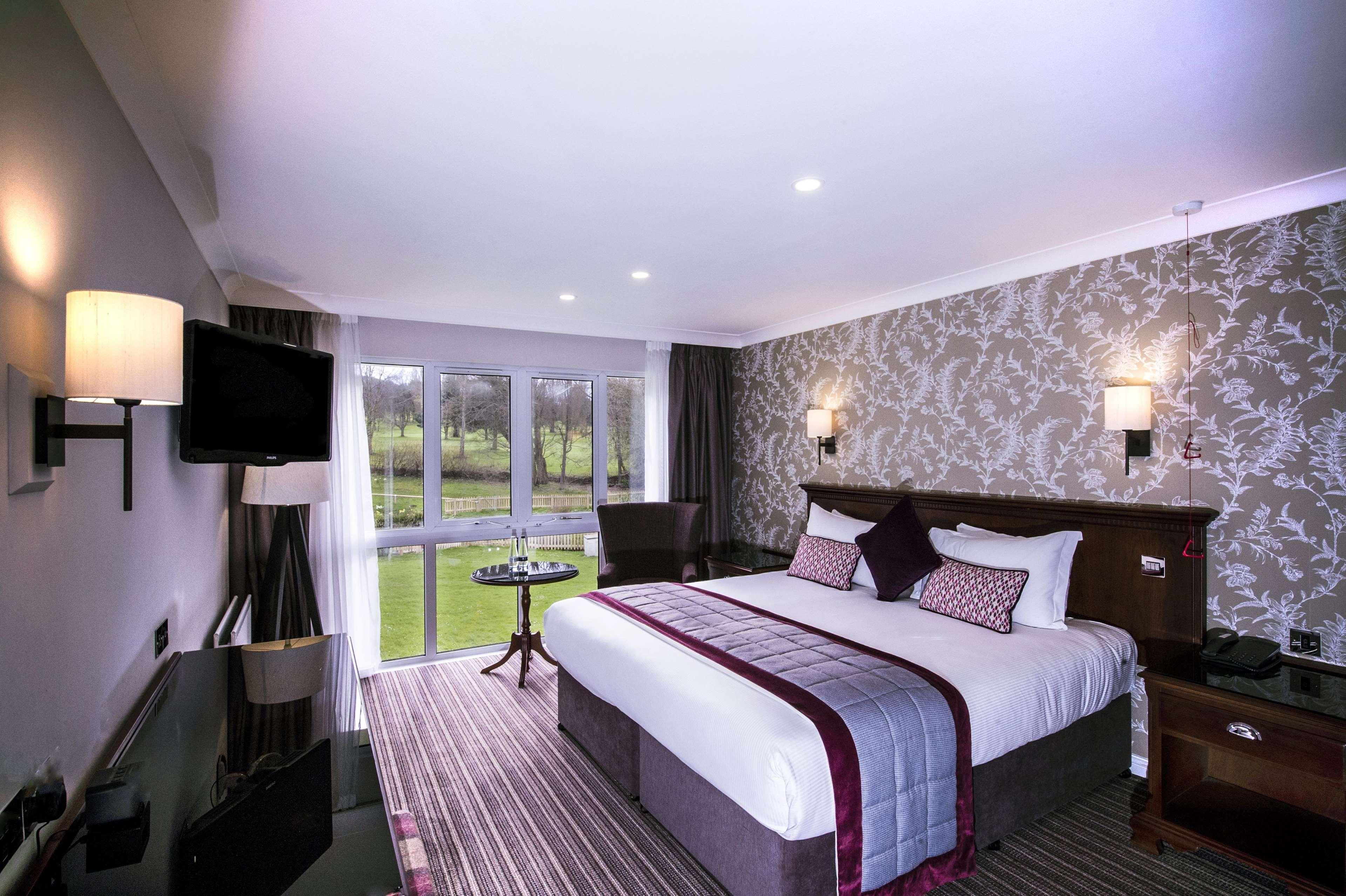 Doubletree By Hilton Cheltenham-Cotswolds Exterior photo