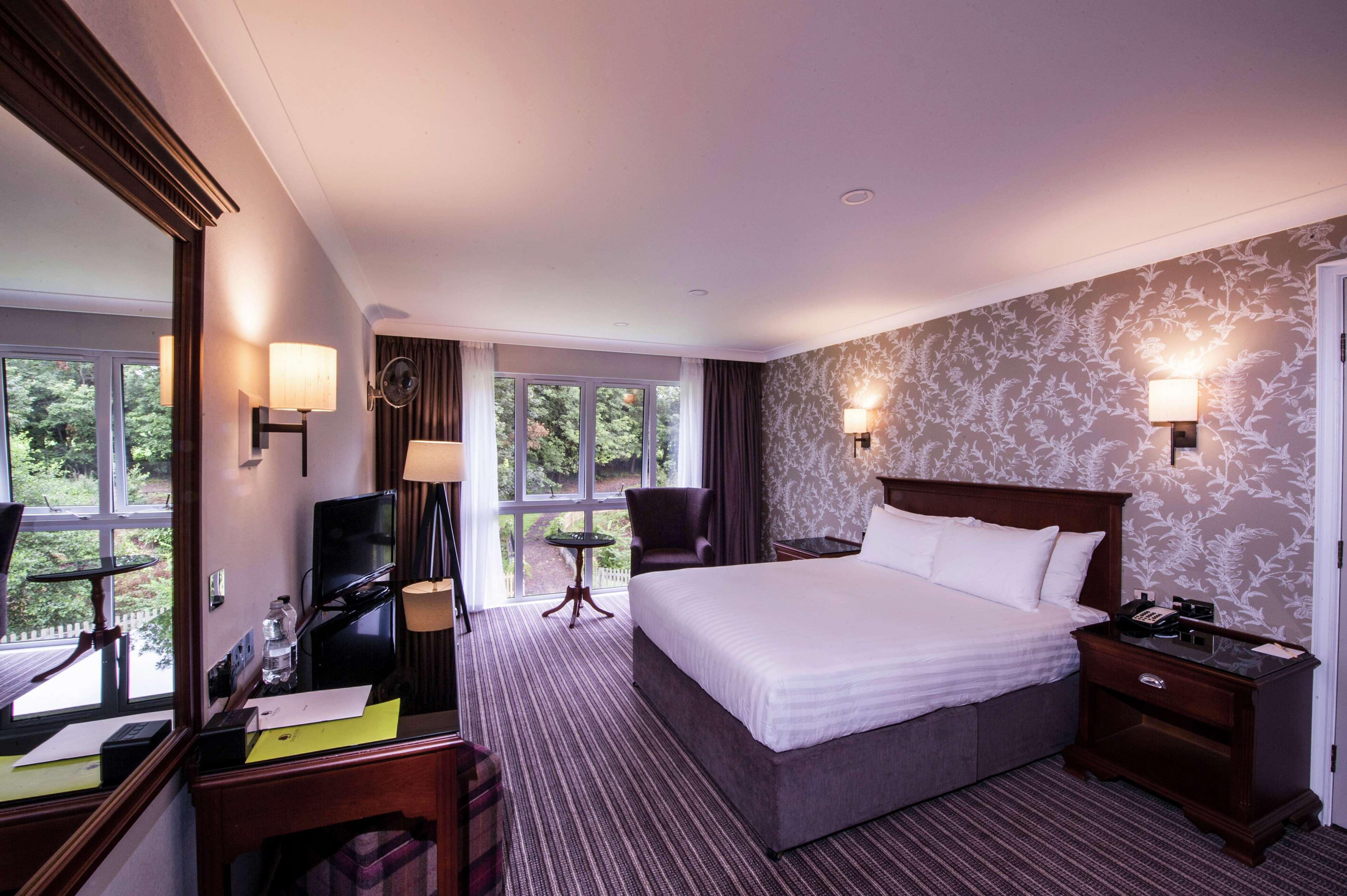 Doubletree By Hilton Cheltenham-Cotswolds Exterior photo