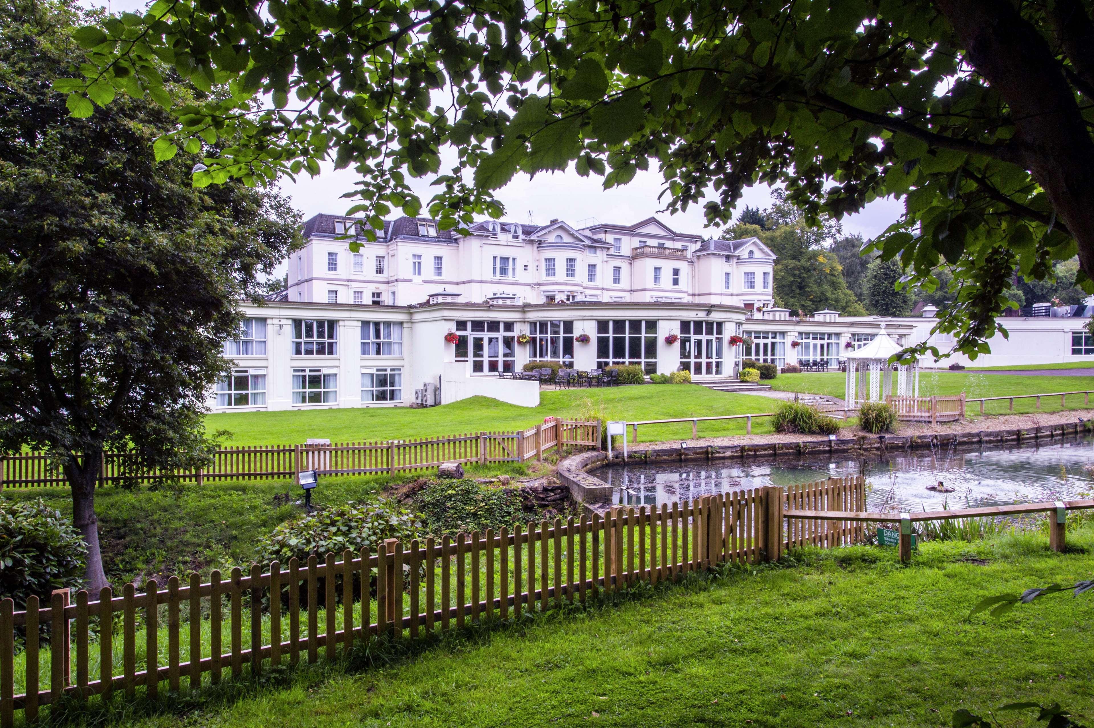 Doubletree By Hilton Cheltenham-Cotswolds Exterior photo
